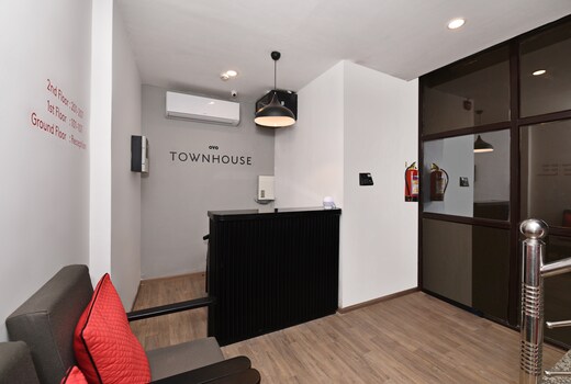 TownHouse 244 Munshipuliya