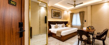 Hotel Ashirwad and Banquets @ 5 Mins from Railway Station