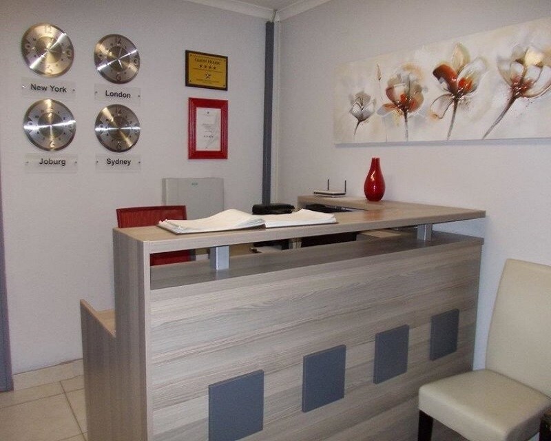 Hotel Sherpa Residency
