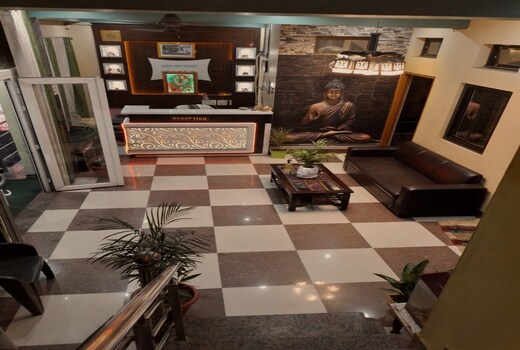 SHRI SHAIL PALACE