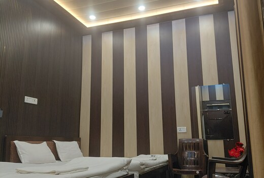 Shivay Guest House