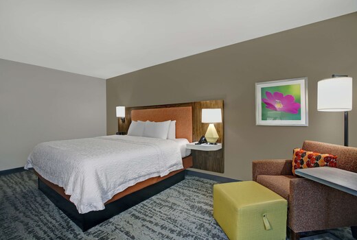 Hampton Inn by Hilton Salisbury