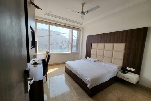 Hotel Aroma