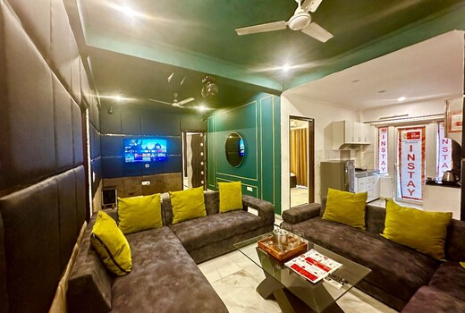 Instay 1525 | Mini Club Party 3BHK U3