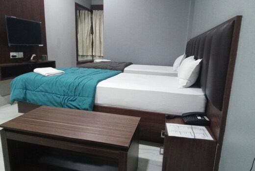 HOTEL KANISHKA