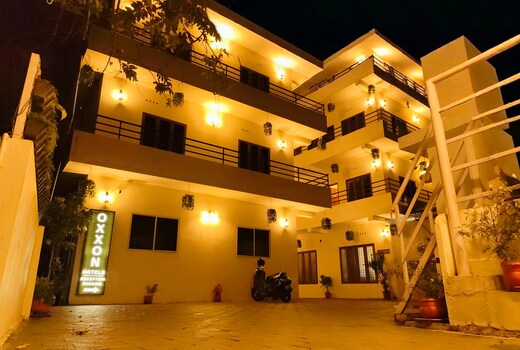 Oxxon Airport Hotel