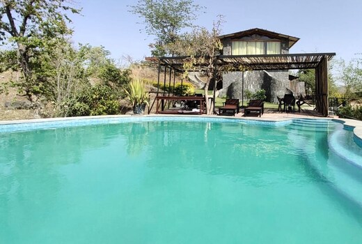 Bella Basera | Cottage with Private Pool | Fort View | Nature Resort in Kumbhalgarh