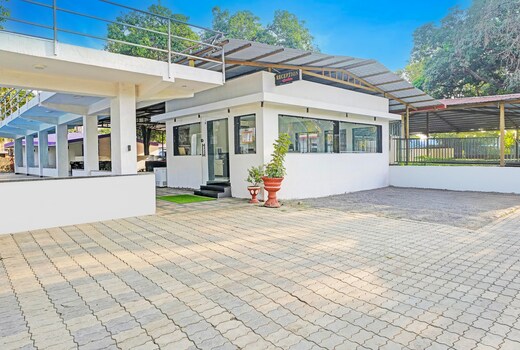 Hotel O Summer House