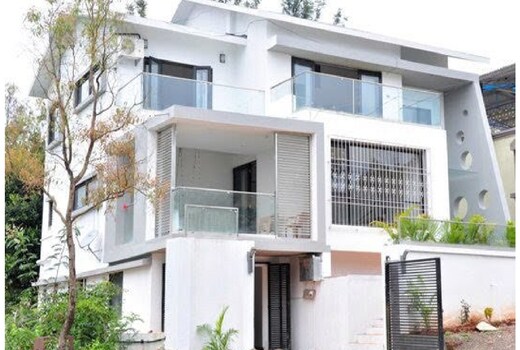 Triveni stays Blue Gum 3bhk