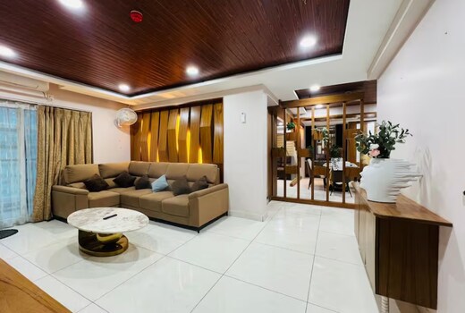 Luxurious Sky Villa