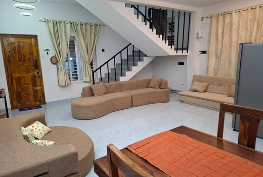 Journeyman's Beach villa