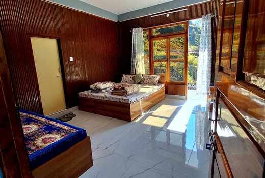 Eucalyptus Retreat