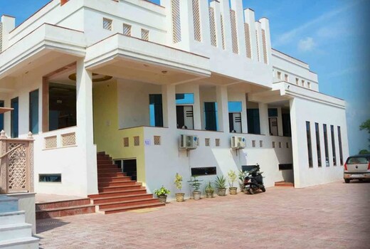 SHRI GANESHAM RESORT