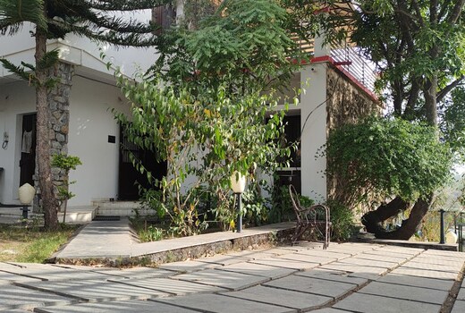 Dharmatma Bungalows Golden Hill |Entire 3 BHK with Private Sitout Area