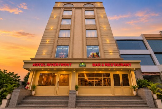 Hotel River Front