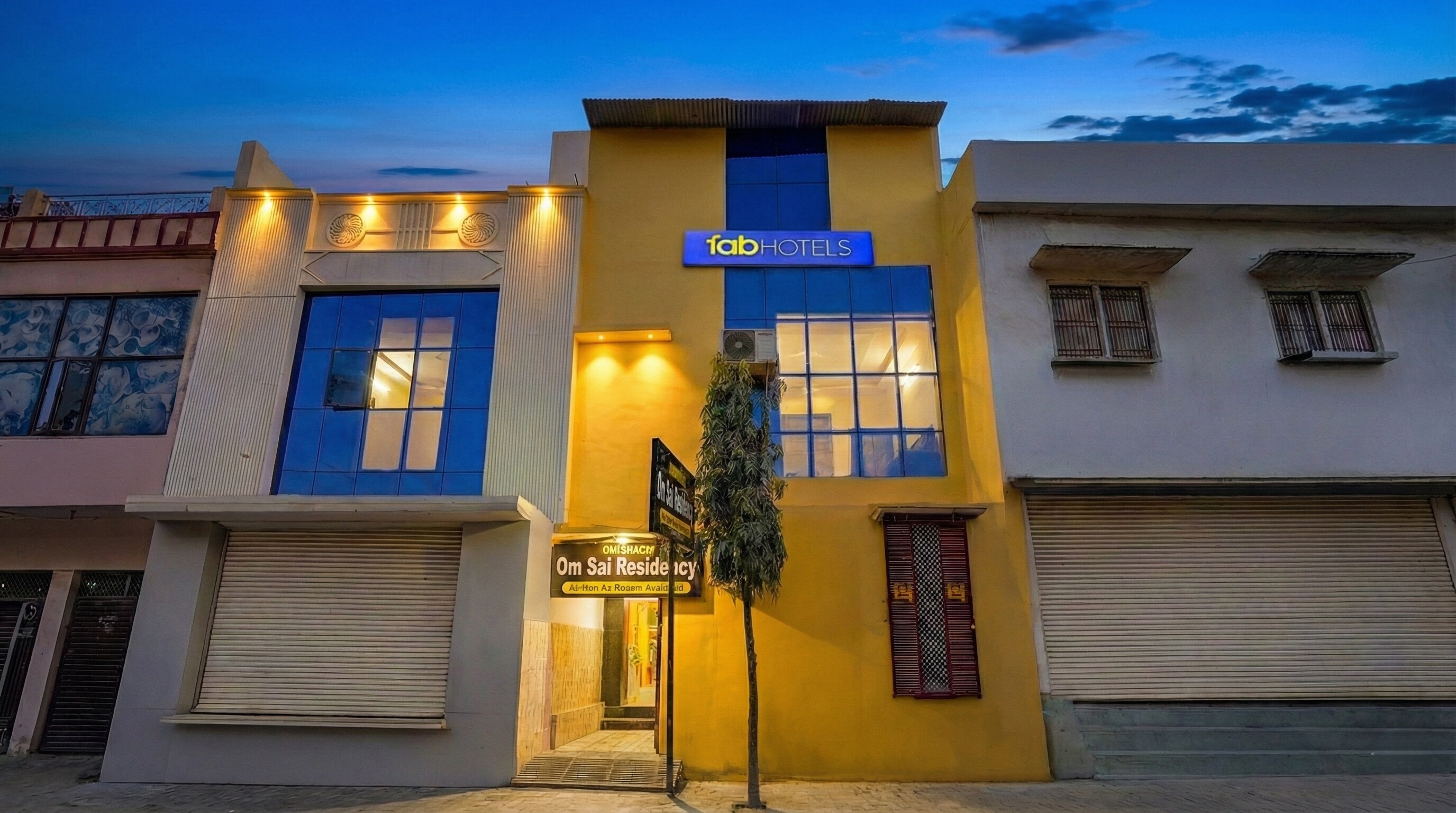 FabHotel Om Sai Residency