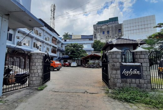 Kalyan Tourist Home