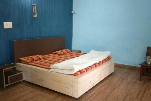 Deodar Lodge