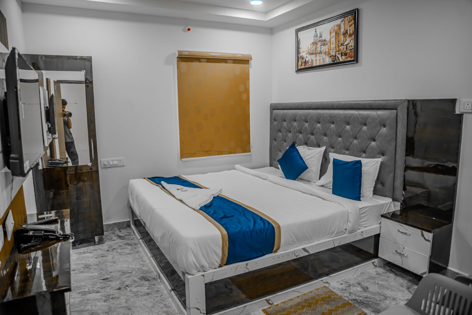 Hotel Vayuputra grand