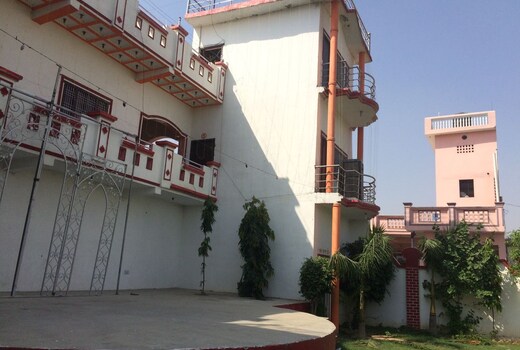 Hotel Akhilesh Palace