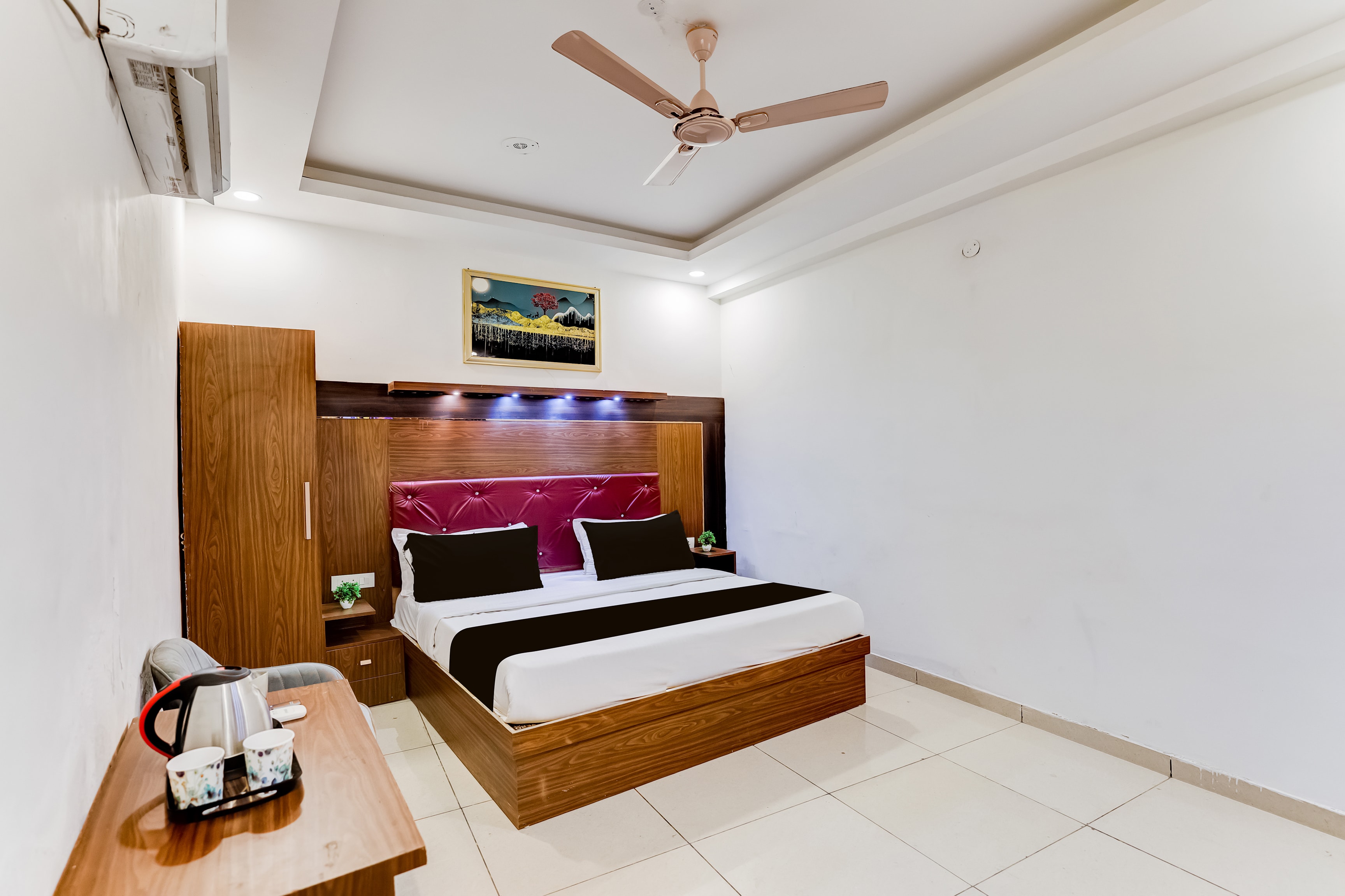 Hotel O Navprateek Hospitality
