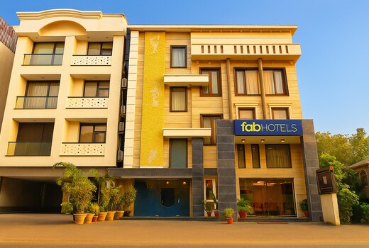 FabHotel Prime Zen Inn - Nr. Apollo Hospital