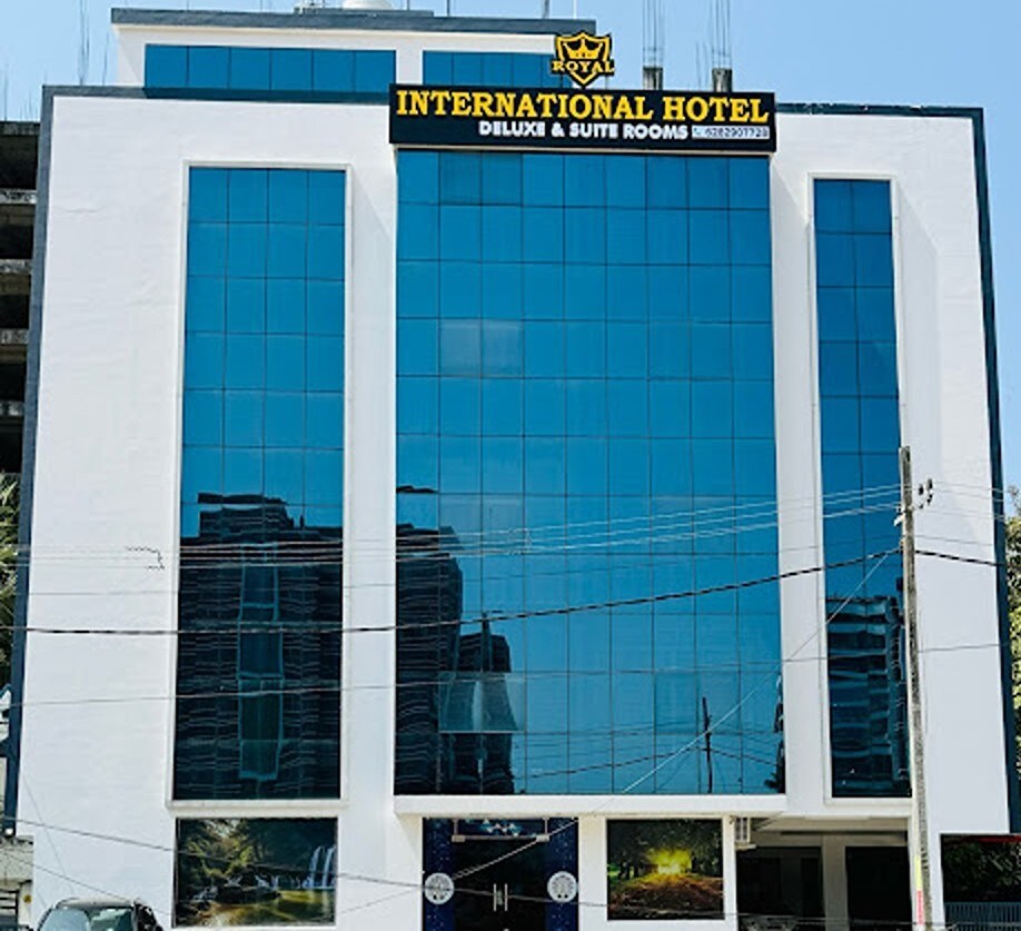ROYAL INTERNATIONAL HOTEL