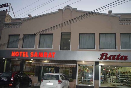 Hotel Samrat