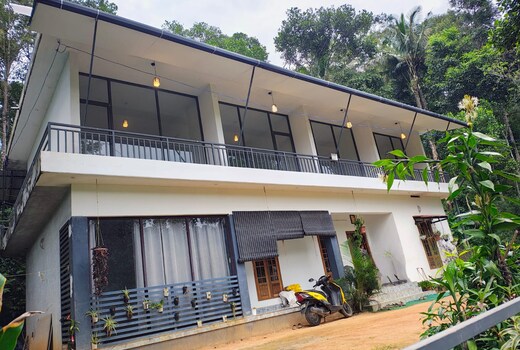 Gm square homestays
