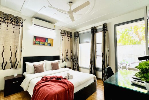 BluO 2BHK Medanta Medicity, Kitchen, Lift, Balcony