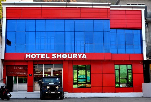 Shourya Hotel