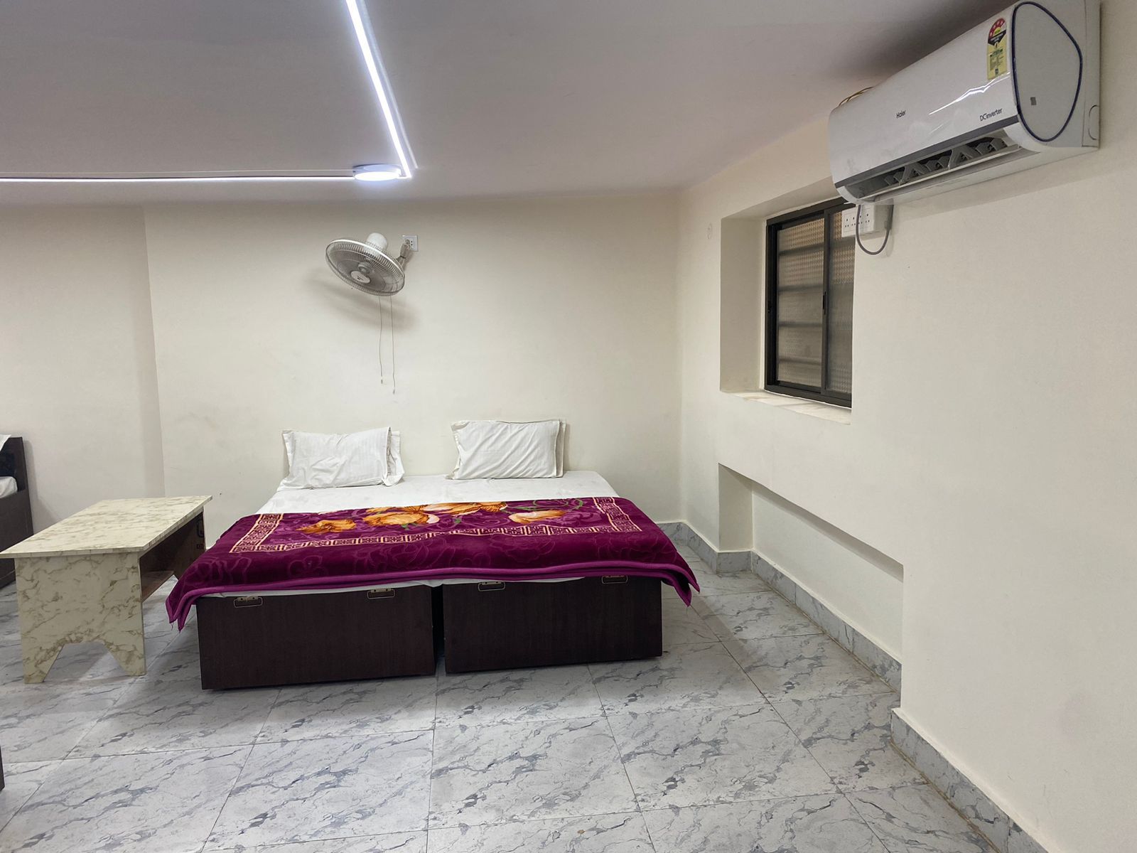 Aadya Guest House Varanasi