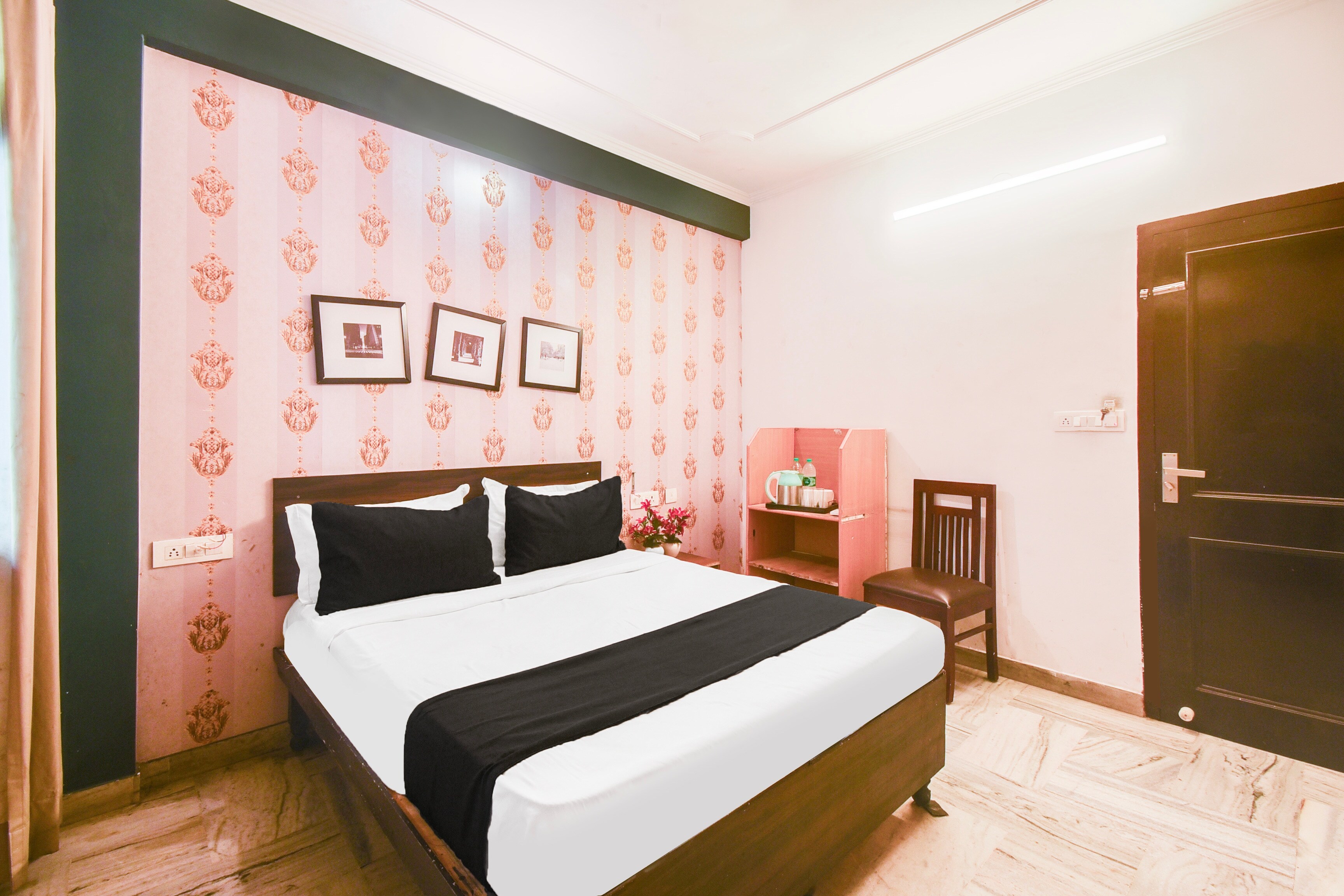 Hotel O Gangashrey