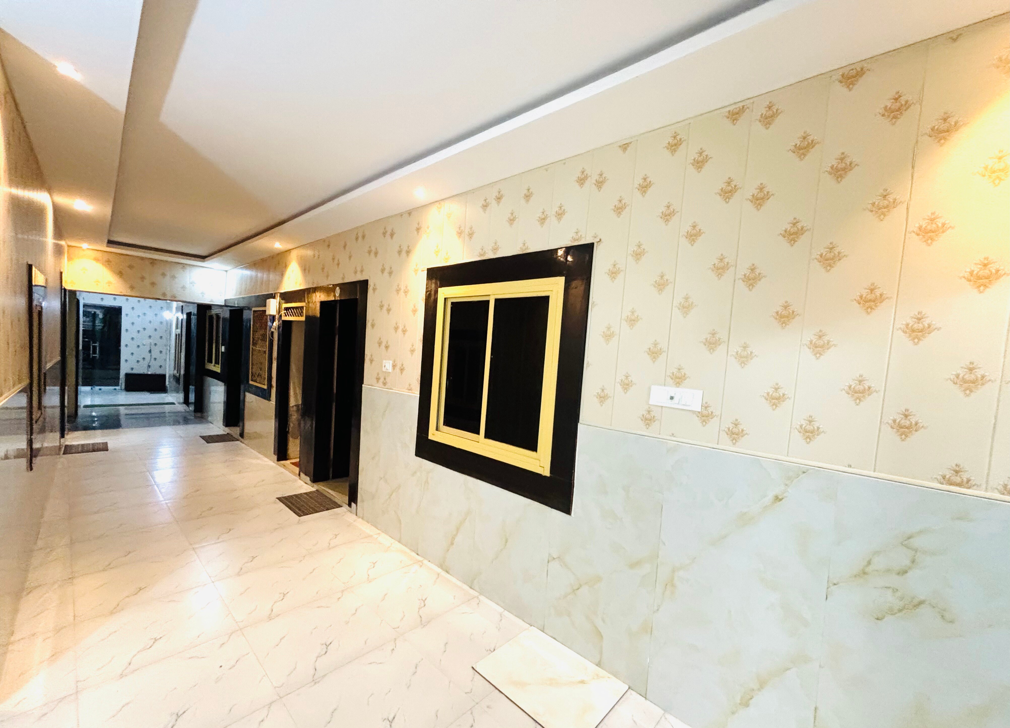 Hotel Anand