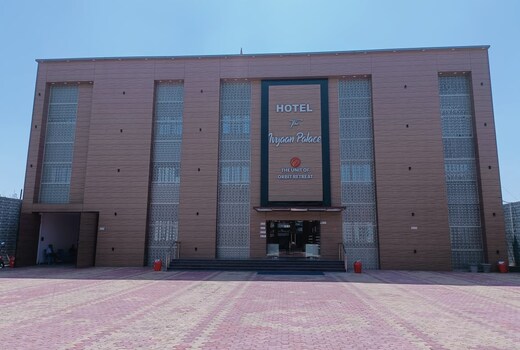 Hotel Ivyaan Palace