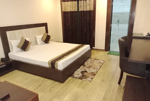 Hotel Khurana Palace