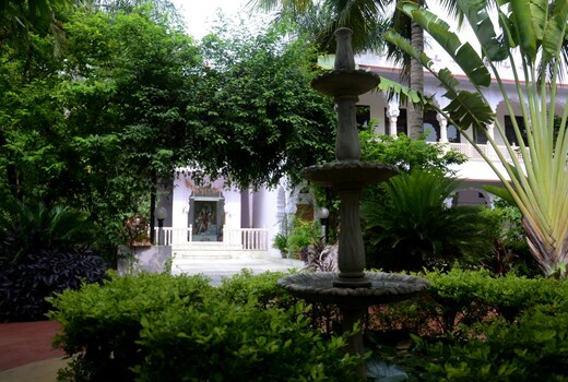 Hotel Sun Set Cafe- Lake View Hotel