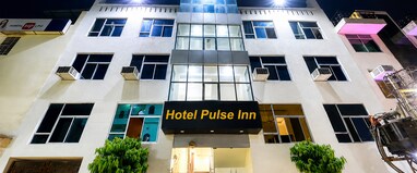 Hotel Pulse Inn- Near Jaipur Railway Station