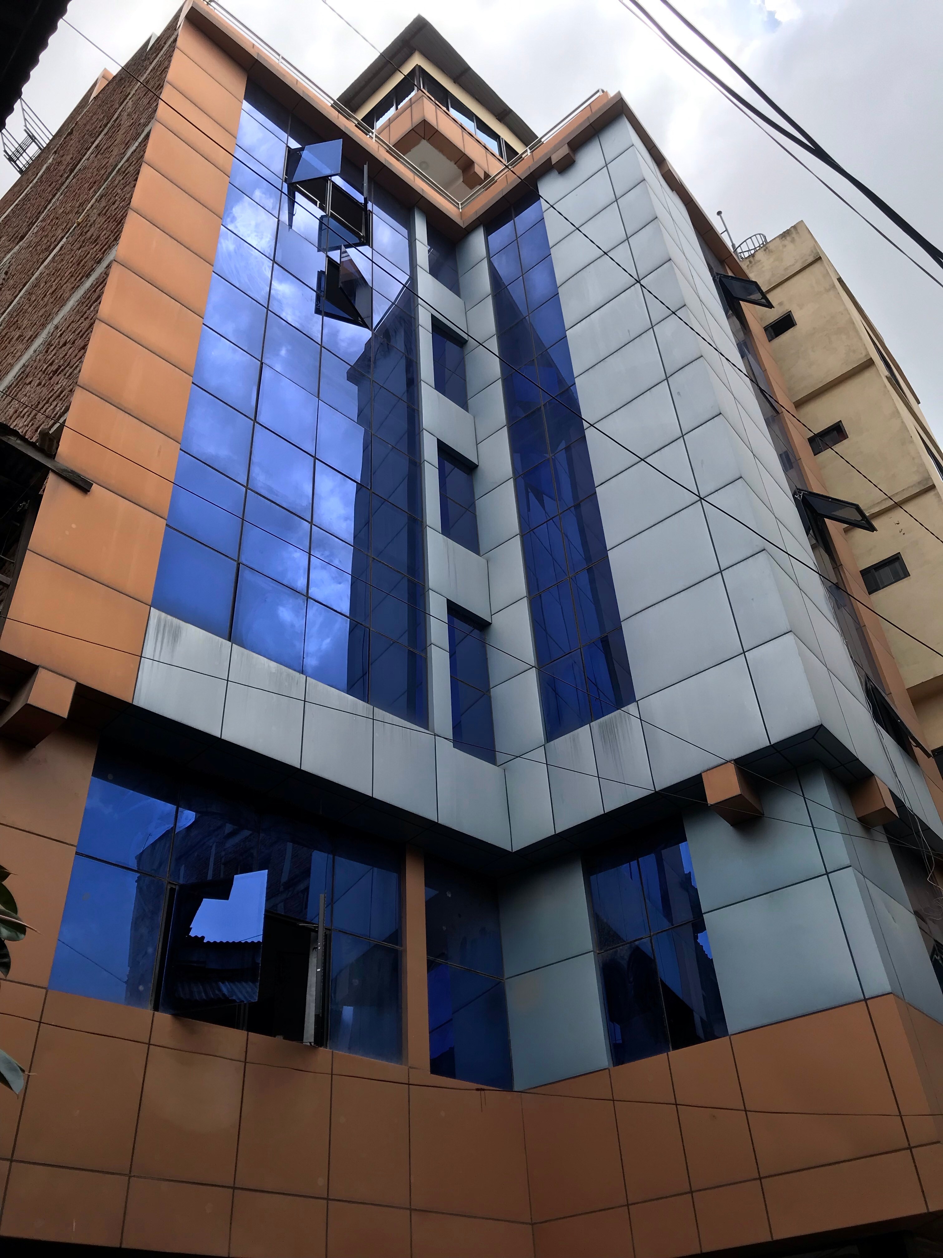 HOTEL ACE