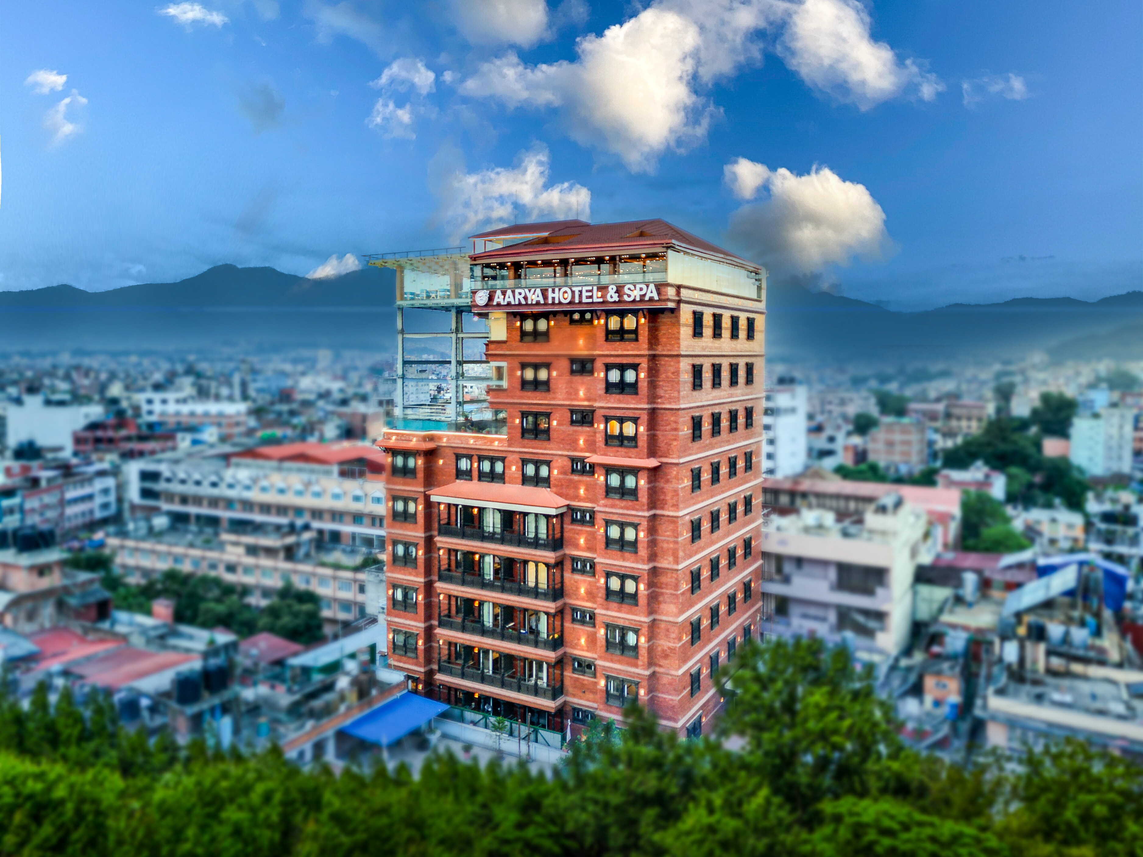Aarya Hotel And Spa