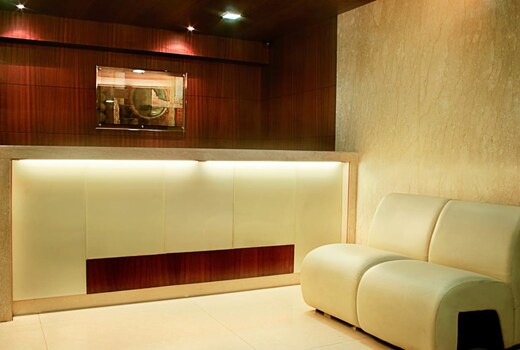 Hotel Lucky Bandra