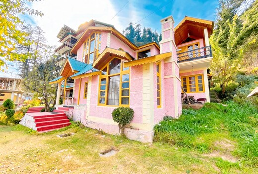 Snowberry Cottage Manali - Luxurious 4BHK Manali By Homeyhuts