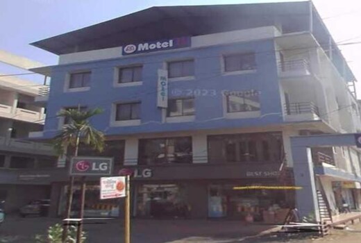 Motel 11