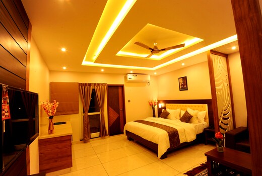 MC Suites
