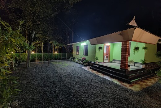 Xplor hills cottage