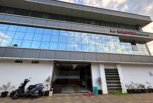 Karapuzha Residency