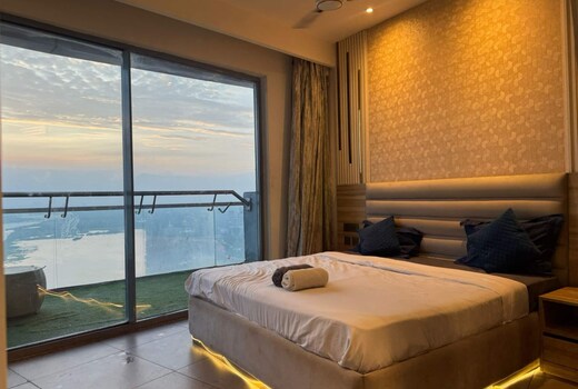 Cloud9 Halfday Stay At Supernova Noida