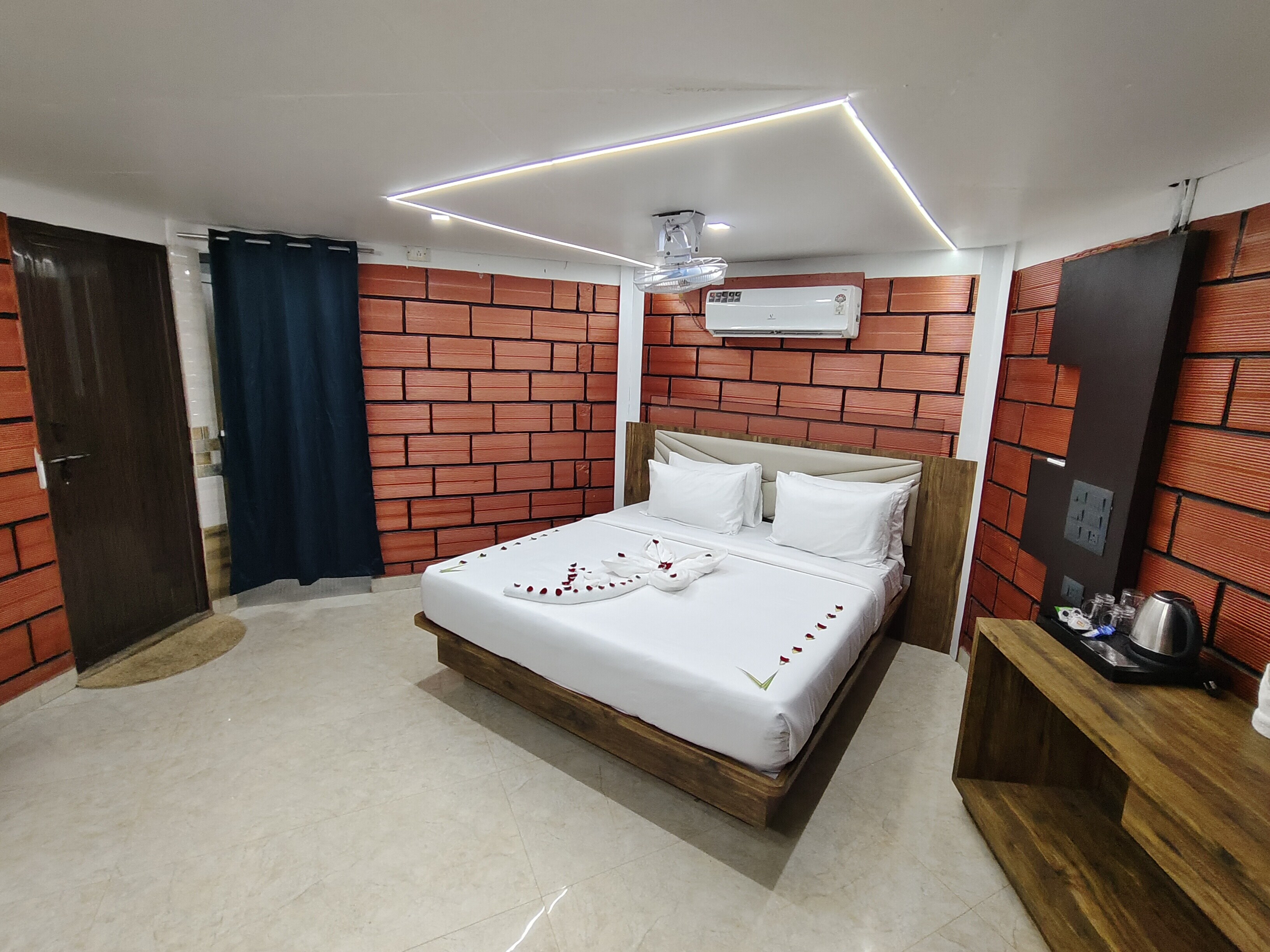 Royal Garden Beach Resort