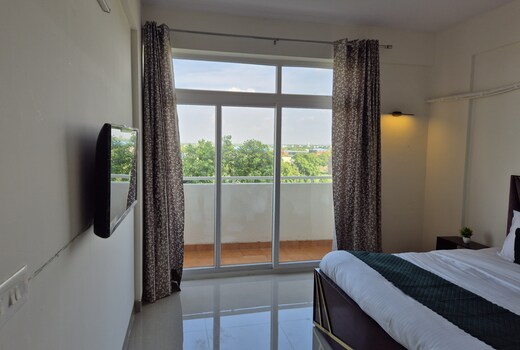 TAJ SERENITY -Cozy Apartment for 4