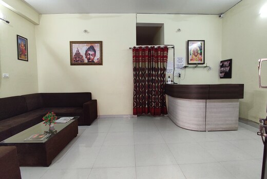 HOTEL CHANDRIKA